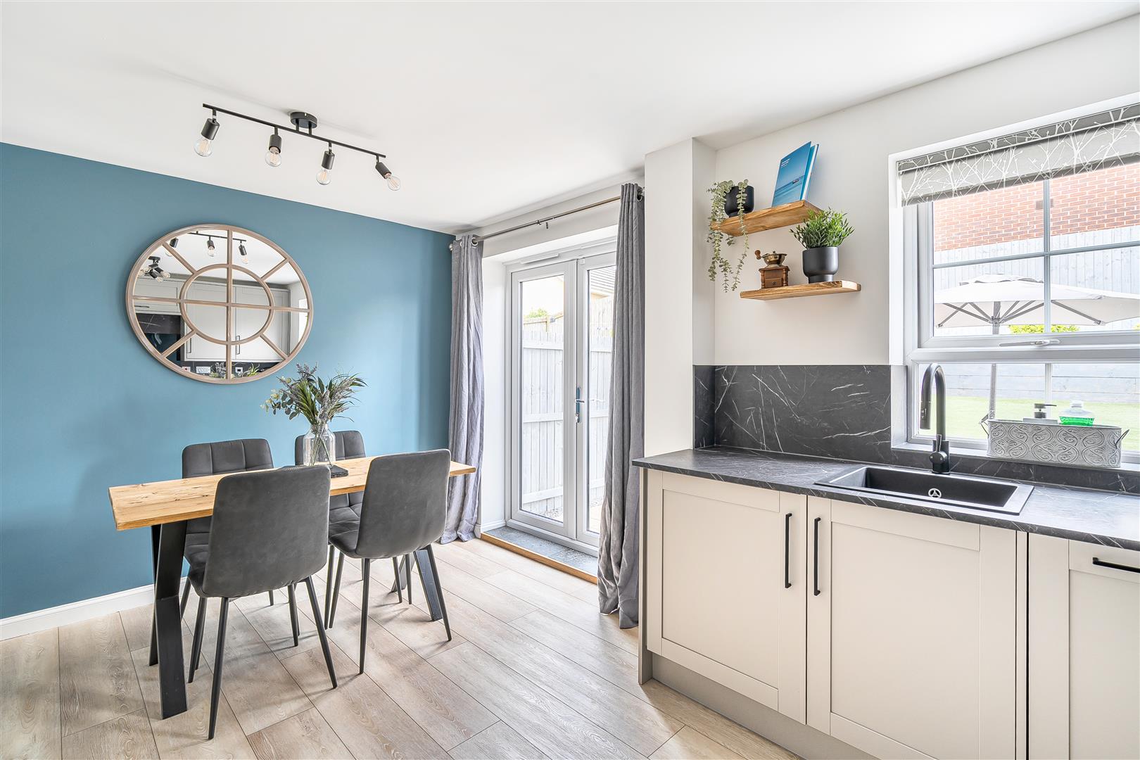 Heol Pentre Bach, Gorseinon, Swansea, SA4 4AU